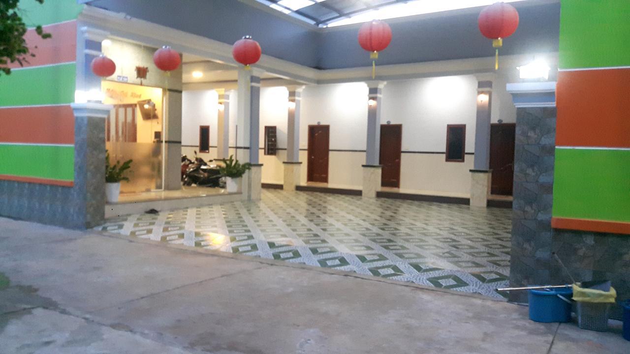Motel Hoang Gia Long Khanh Экстерьер фото