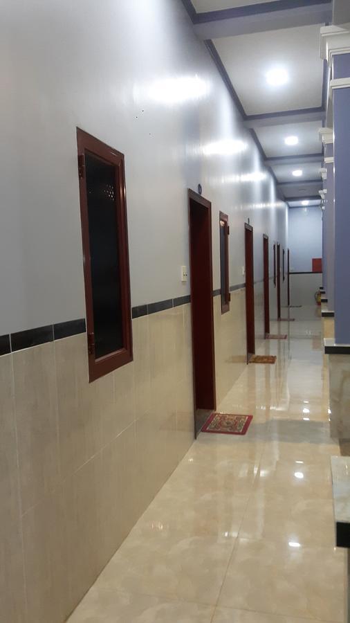 Motel Hoang Gia Long Khanh Экстерьер фото