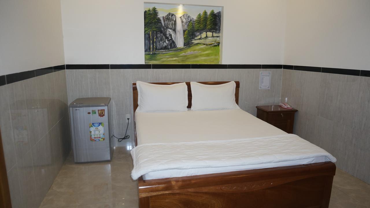 Motel Hoang Gia Long Khanh Экстерьер фото